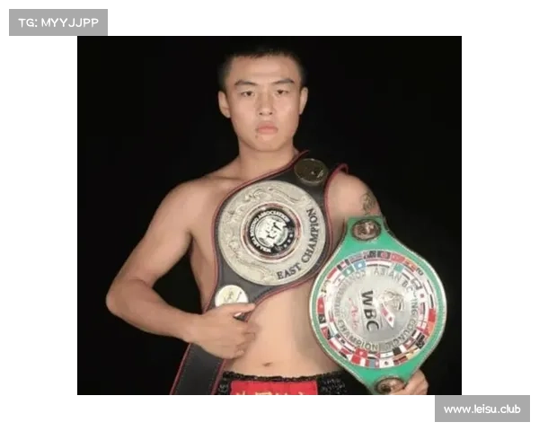 陈珙KO泰国拳手加冕WBC洲际拳王,中国拳击再添冲击世界头衔力量 陈珙KO泰国拳手加冕WBC洲际拳王,中国拳击再添冲击世界头衔力量