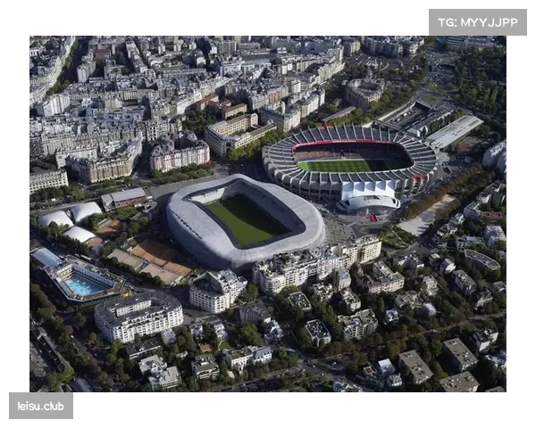 马赛市宣布将在韦洛德罗姆球场外设立俱乐部传奇普拉蒂尼雕像